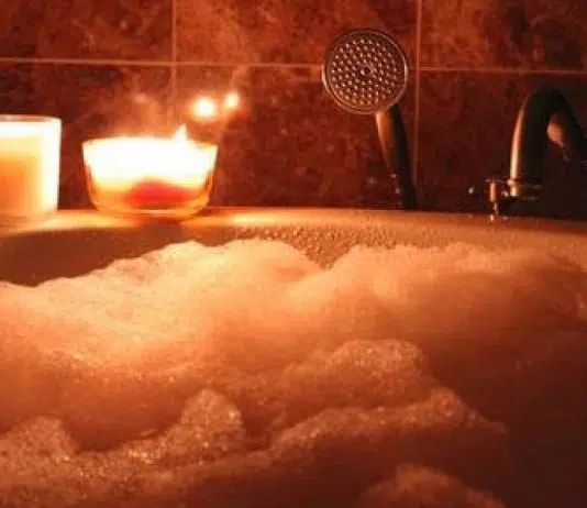 Comment fabriquer du bain moussant avec des produits naturels