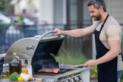 Comment choisir le barbecue parfait pour vos grillades ? Design et fonctionnalité pour votre extérieur !