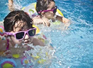 Protégez votre piscine avec un volet