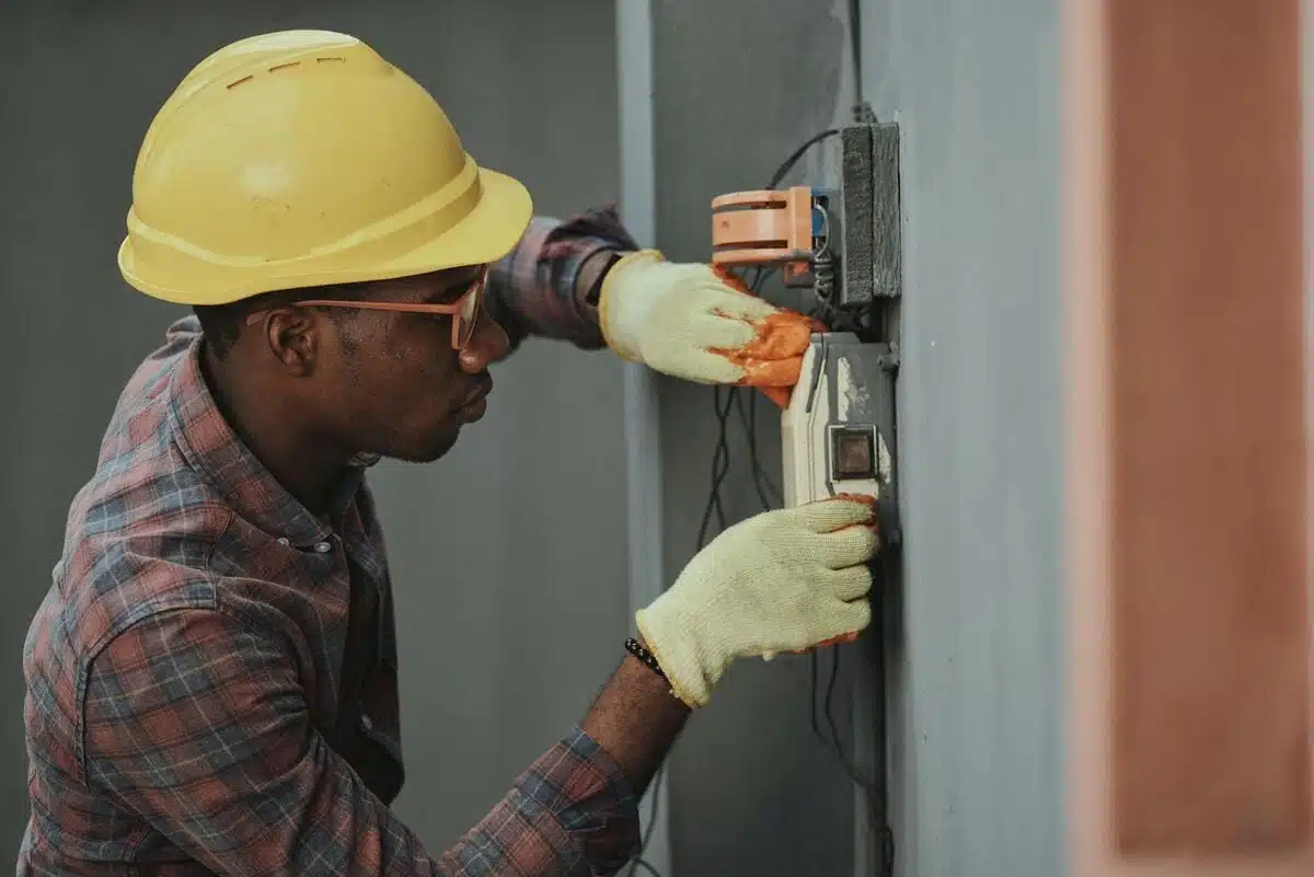 Les travaux d’électricité